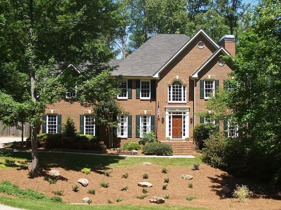Professionally Landscaped front yard