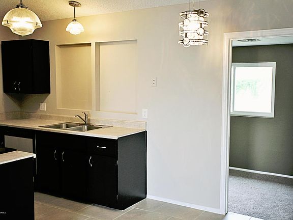 5th image of 20426 N 30th Dr