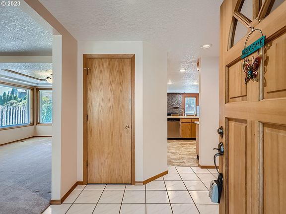 3rd image of 15405 NE 9th Way