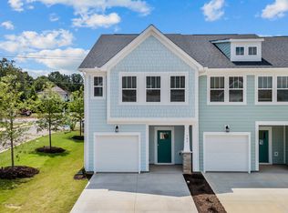 105 Cobden Ct, Simpsonville, SC 29681