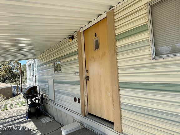 4th image of 202 N Cactus Dr #21