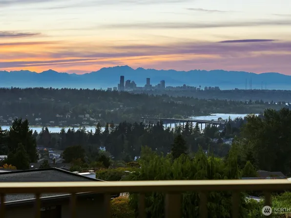 4360 Somerset Boulevard SE, Bellevue, WA 98006