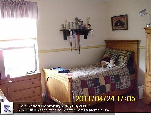 1st image of 4720 NE 15th Ave