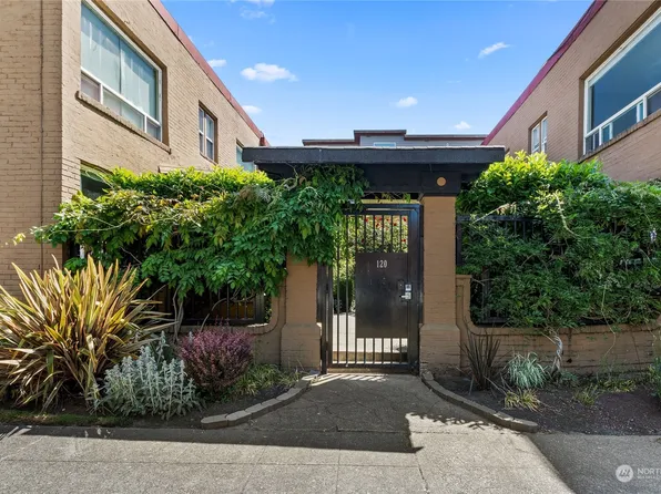 120 14th Avenue #10, Seattle, WA 98122