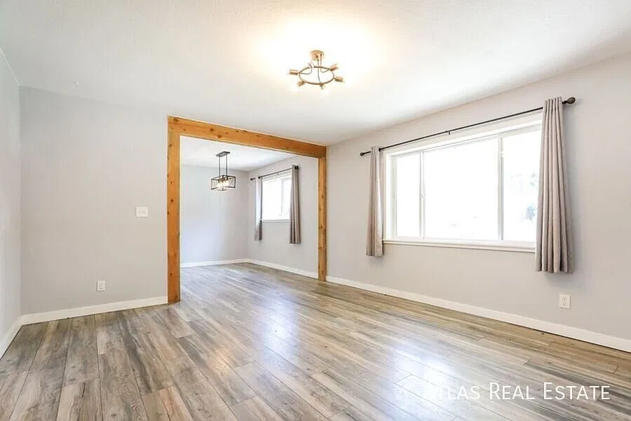 Charming 3-Bedroom Rental with Spacious Backyard in Thornton — Photo 4