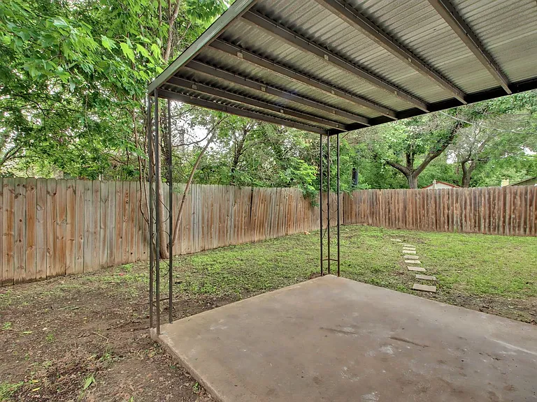 13185 Mill Stone Dr — Photo 26