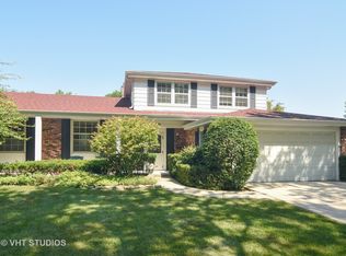 3128 Maple Leaf Dr, Glenview, IL