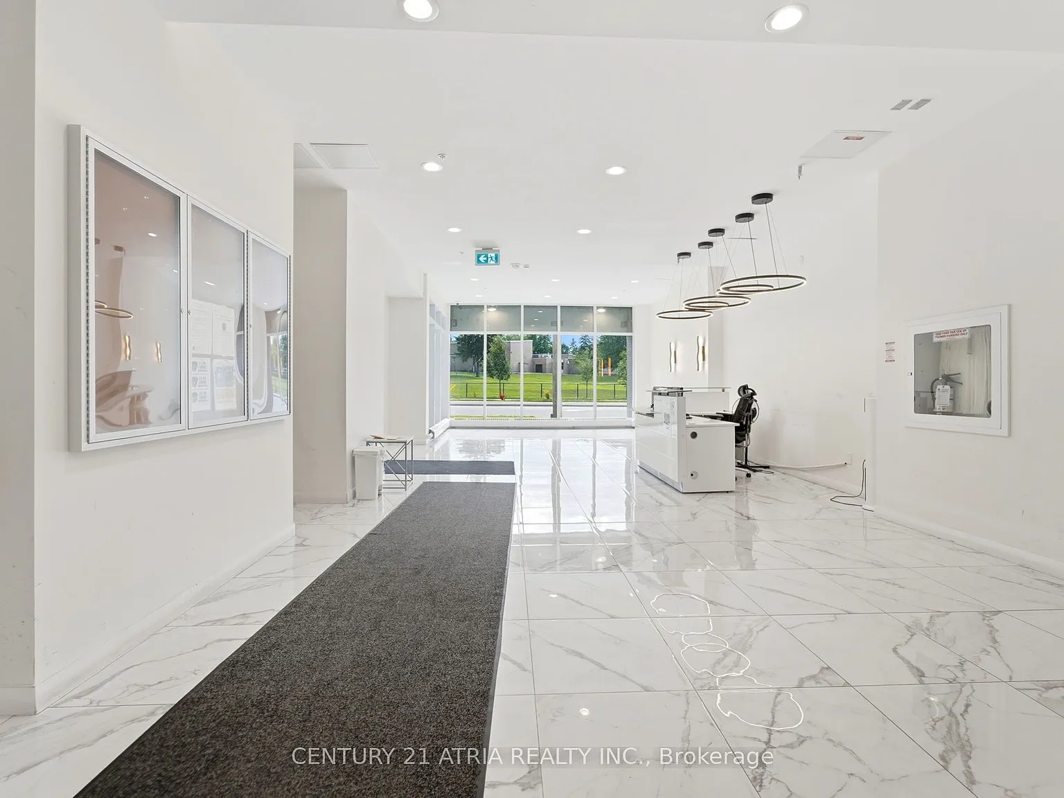 2 bed, $1,900 — Photo 4