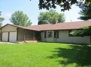 6814 Rhonda Dr, Harvard, IL 60033