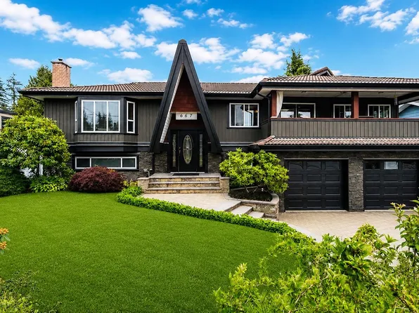 667 Colinet St, Coquitlam, BC V3J 4X3
