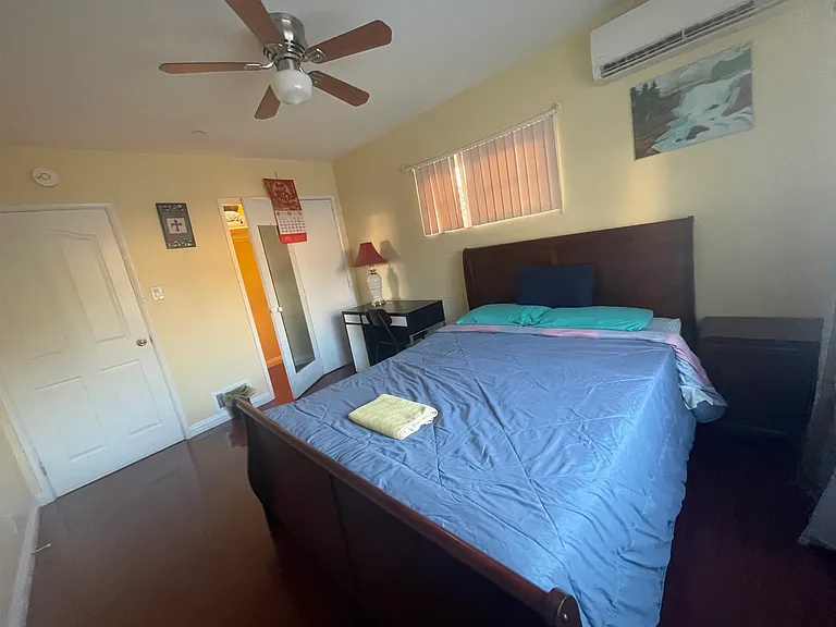 2548 Mayflower Ave #B — Photo 44
