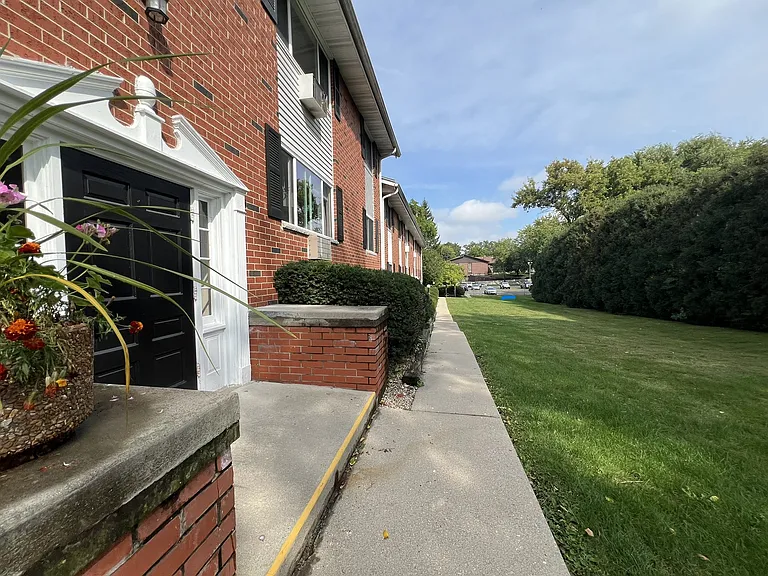 1321 W Main St #307 — Photo 20