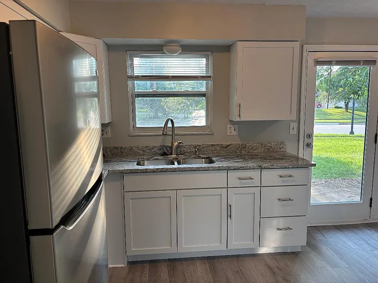 365 Tradewind Ct — Photo 10