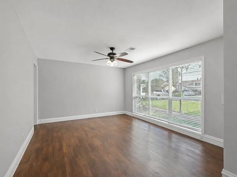 3823 Florinda St — Photo 6