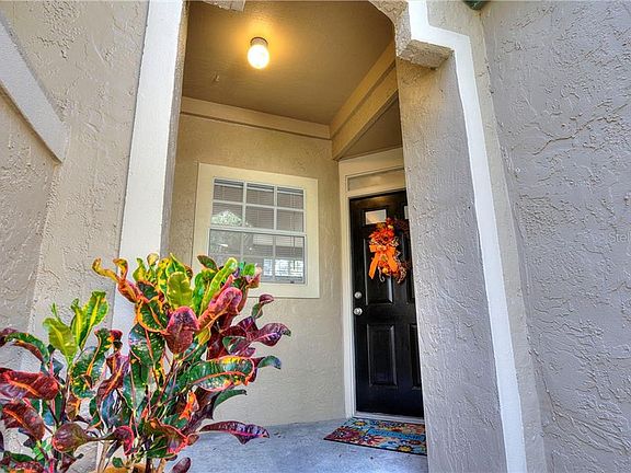 3rd image of 121 Becket Ln #1