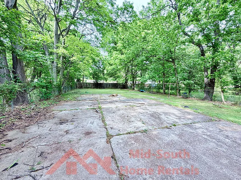452 Delta Rd — Photo 5