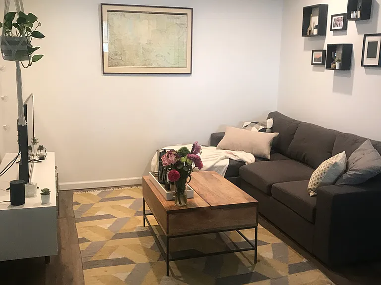 147 Spruce St #2 — Photo 3