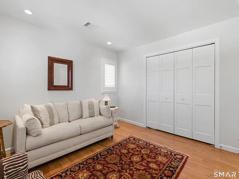 2 Miller St — Photo 15