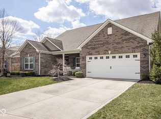 9752 Brook Wood Dr, McCordsville, IN 46055