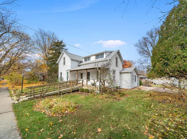 320 E Dekalb St, Somonauk, IL 60552