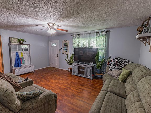 5th image of 181 Saratoga Dr