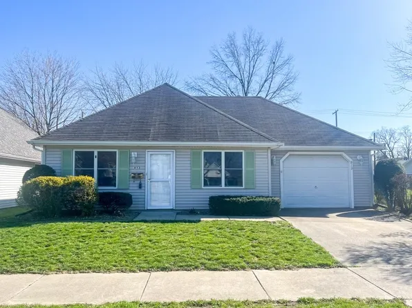 813 Prairie Ave, Mattoon, IL 61938