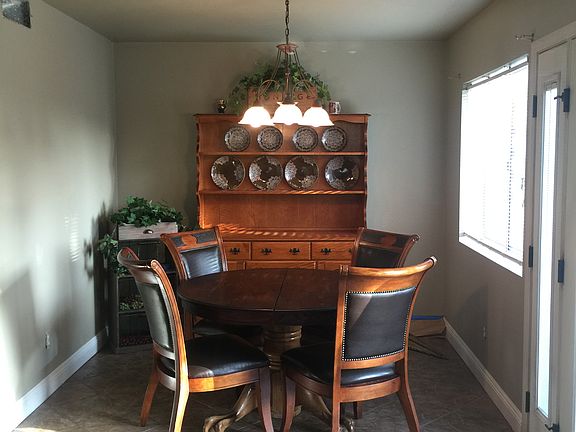 3rd image of 7620 Foxtail Ln