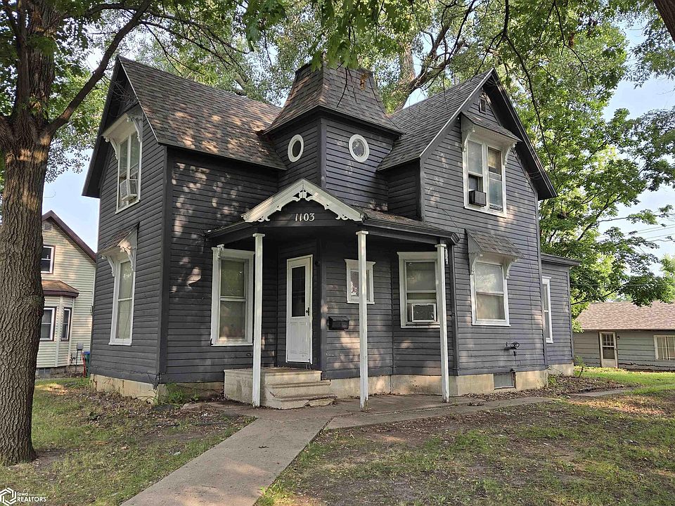 1st image of 1103 1st St
