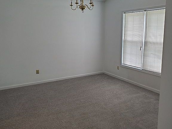 2nd image of 808 Banner Oak Ct