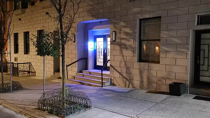 Rented by Level Group | media 10
