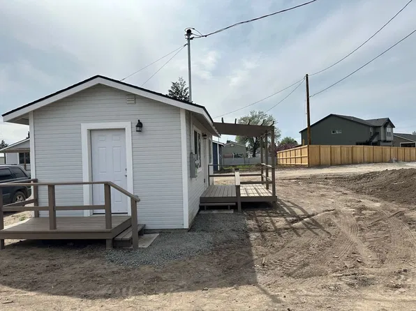 5348 Amberview Ln, Klamath Falls, OR 97603