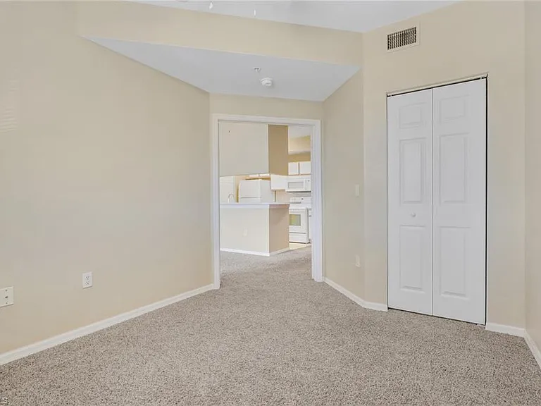 6321 Aragon Way #206 — Photo 16