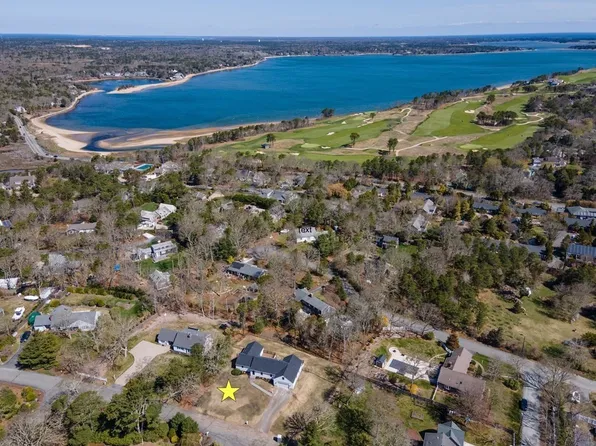 101 Monomoyic Way, Chatham, MA 02633