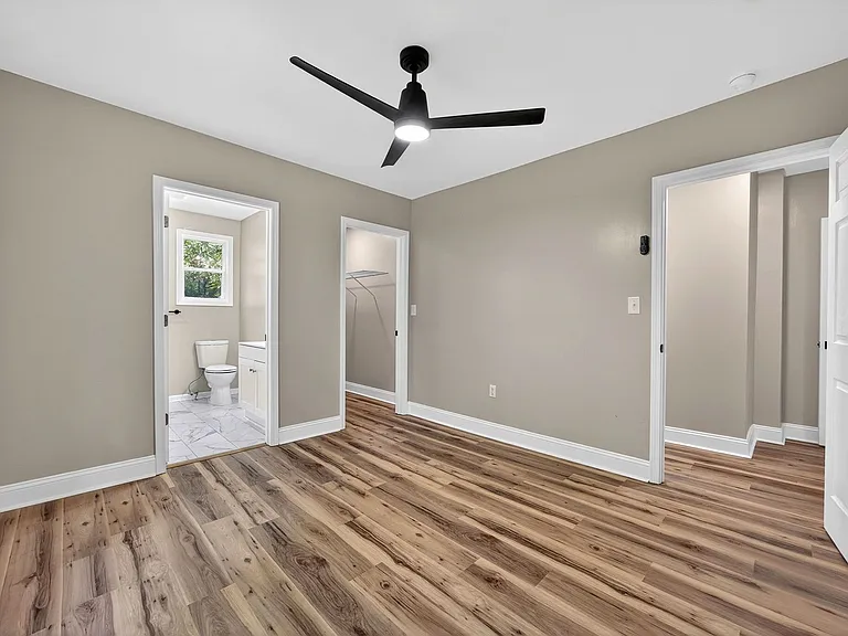 2218 Holt Dr — Photo 15