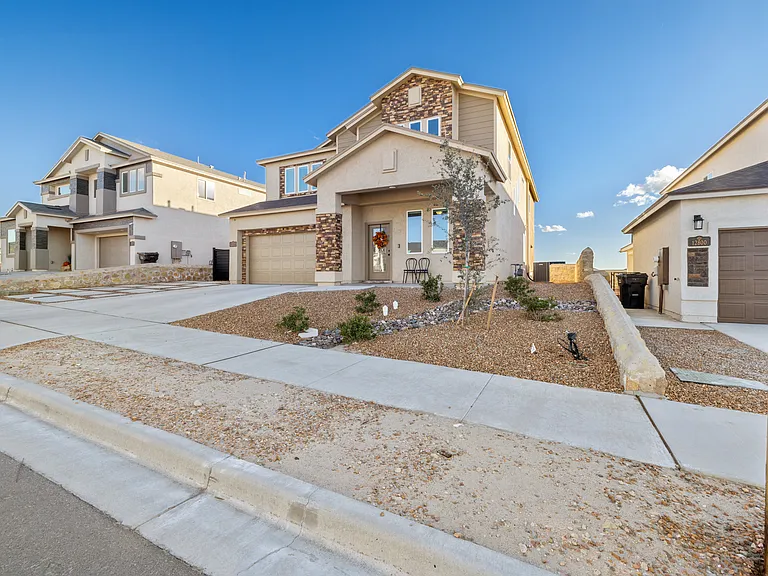 12804 De La Rosa Ave — Photo 47