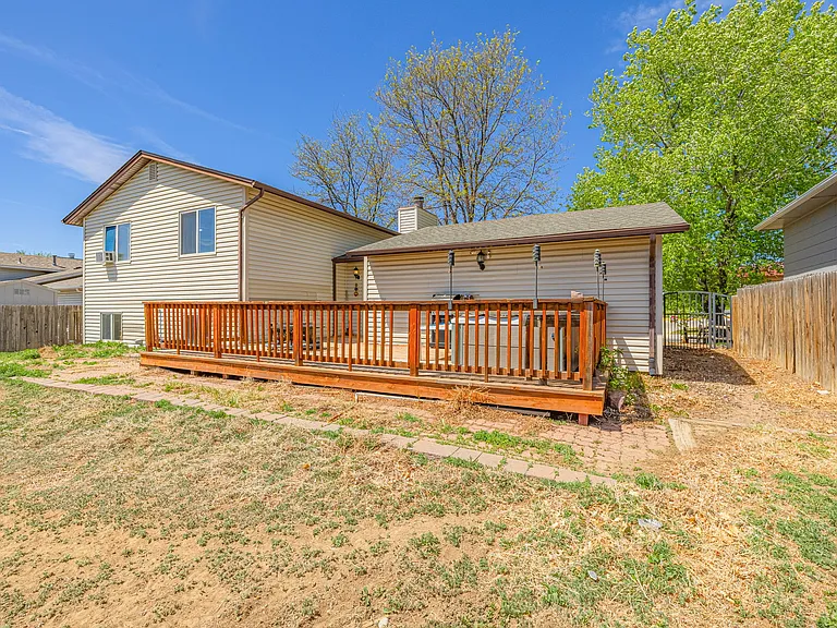 7115 Grand Valley Dr — Photo 26