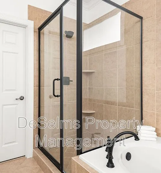 444 Wiregrass Ln — Photo 45
