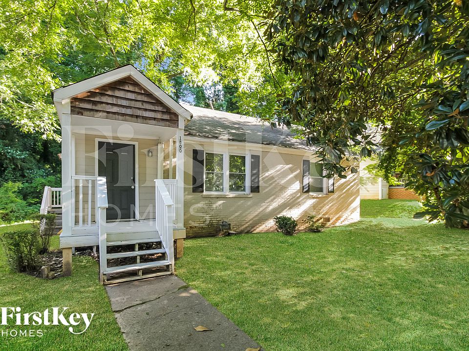 1st image of 1800 Oakmont Dr NW