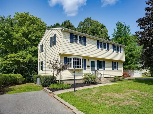 2 Dolores Dr, Burlington, MA 01803