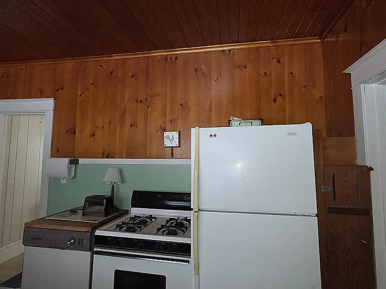 39 Arnold St — Photo 14