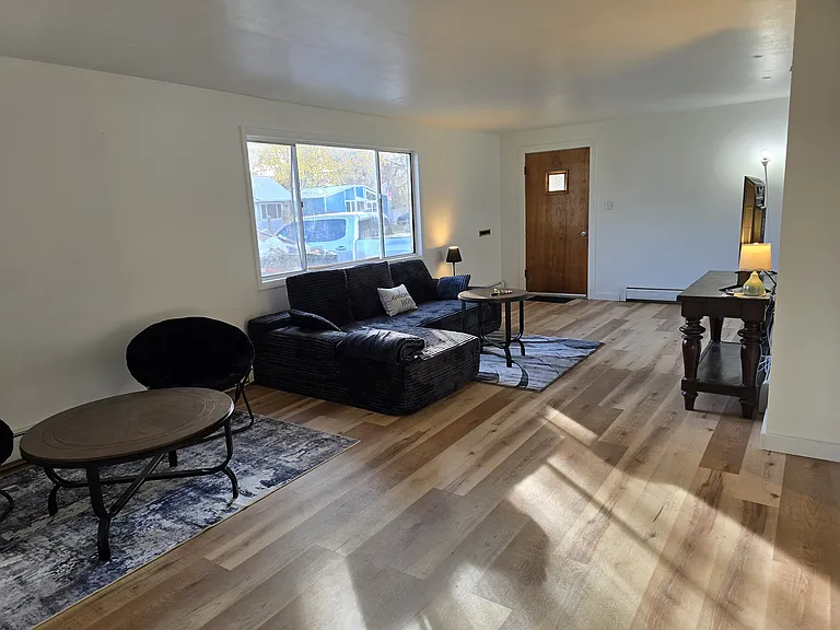 770 School St — Photo 13