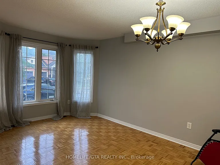 254 Marble Pl — Photo 3
