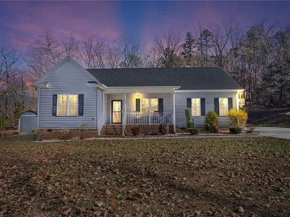 1454 Gold Hill Rd, Asheboro, NC 27203