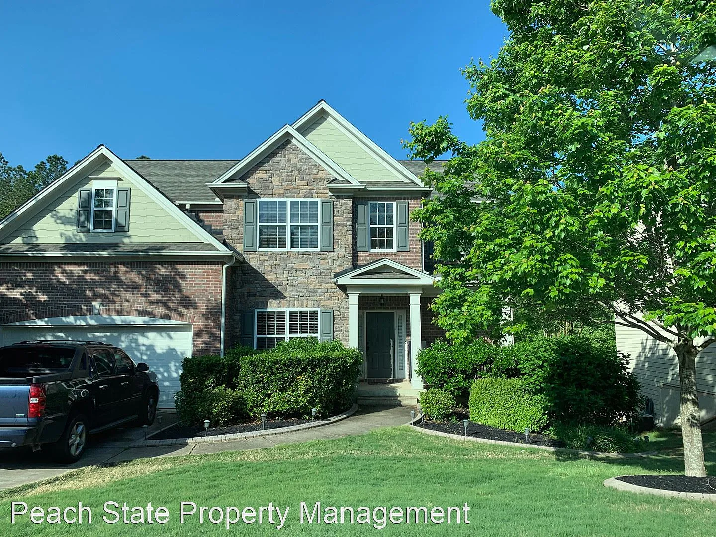 539 Lincolnwood Ln photo 1