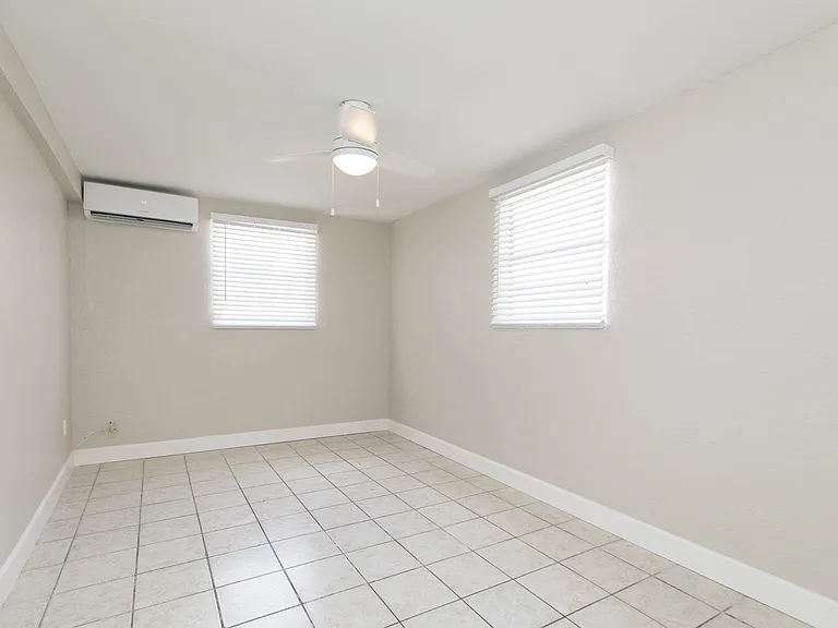2600 52nd Ave N #C — Photo 7