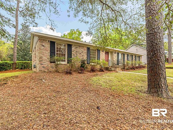 3rd image of 6155 Challen Cir S