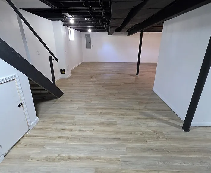 9615 Holmes Rd — Photo 23