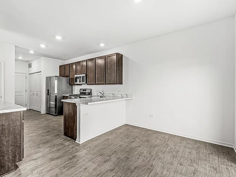 1892 E 110th Ln — Photo 9
