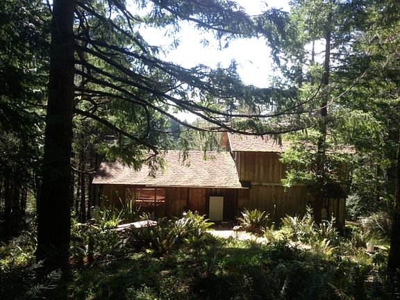 view of home from driveway