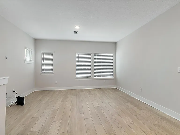 11113 Quasar Ct — Photo 4